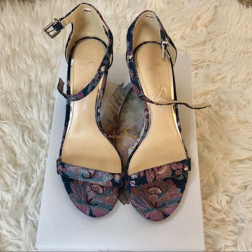 NWOT Jessica Simpson Heels